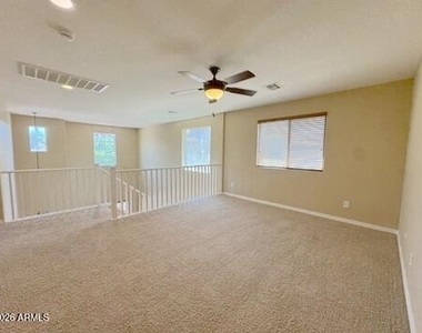 2526 W Desert Vista Trail - Photo Thumbnail 12