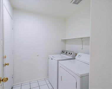 19324 N 75th Drive - Photo Thumbnail 20