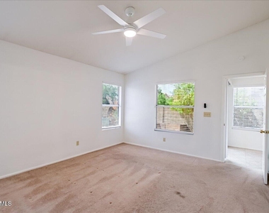 19324 N 75th Drive - Photo Thumbnail 12