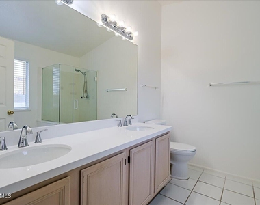 19324 N 75th Drive - Photo Thumbnail 14