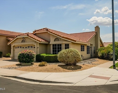 19324 N 75th Drive - Photo Thumbnail 1