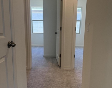 2370 E Steer Drive - Photo Thumbnail 23