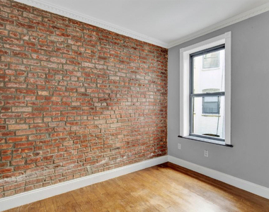314 East 106th Street - Photo Thumbnail 4