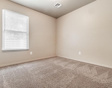 3602 Janus - Photo Thumbnail 11