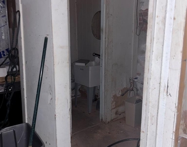 210 E Main Street - Photo Thumbnail 17