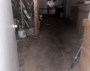 210 E Main Street - Photo Thumbnail 10