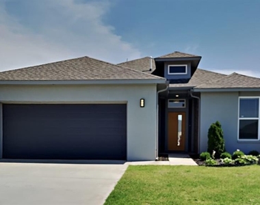 600 Nw 182nd Street - Photo Thumbnail 1