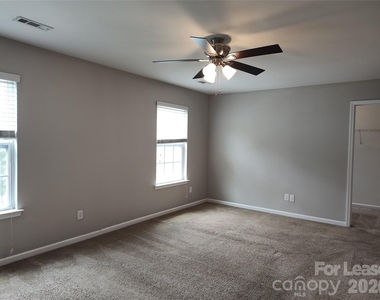 6731 Broad Valley Court - Photo Thumbnail 9