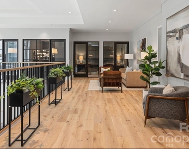 9035 Lindholm Drive - Photo Thumbnail 14