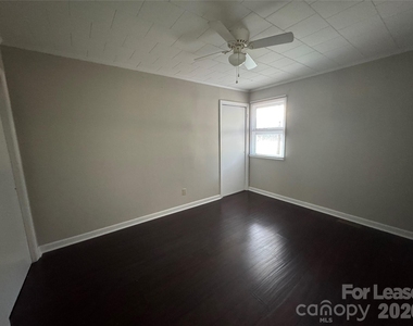 124 Roxie Lane - Photo Thumbnail 14