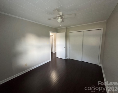 124 Roxie Lane - Photo Thumbnail 15