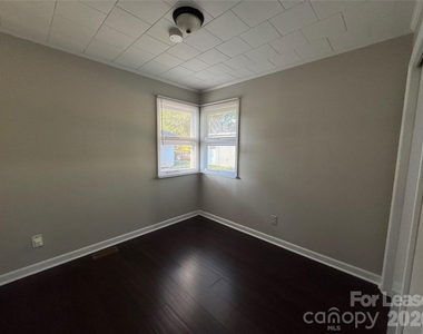 124 Roxie Lane - Photo Thumbnail 10