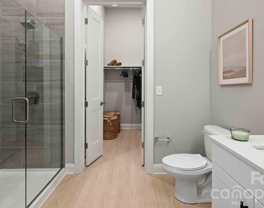 9035 Lindholm Drive - Photo Thumbnail 35