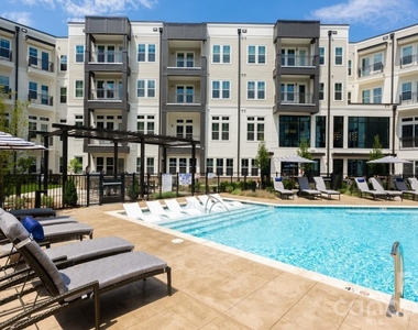 9035 Lindholm Drive - Photo Thumbnail 10