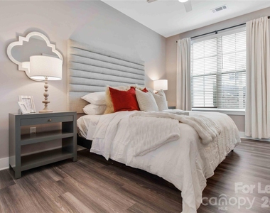 11936 N Community House Road - Photo Thumbnail 15