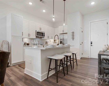 11936 N Community House Road - Photo Thumbnail 16