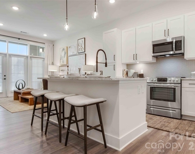 11936 N Community House Road - Photo Thumbnail 12