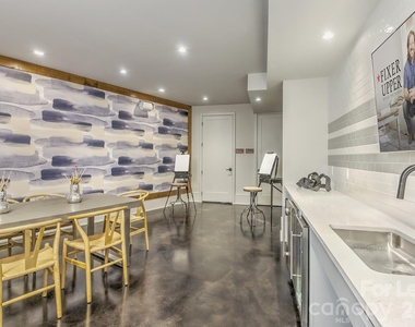 11936 N Community House Road - Photo Thumbnail 37