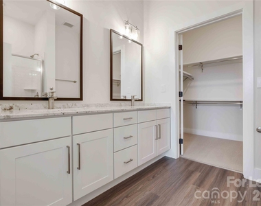 11936 N Community House Road - Photo Thumbnail 28