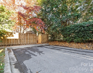 958 W 1st Street - Photo Thumbnail 25