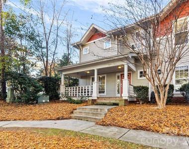 958 W 1st Street - Photo Thumbnail 23