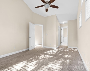 958 W 1st Street - Photo Thumbnail 18