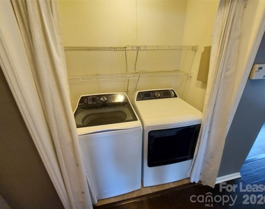 226 Queens Road - Photo Thumbnail 12