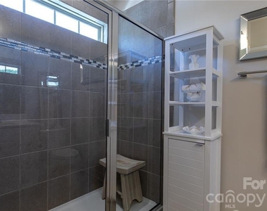 3023 Salix Bend Drive - Photo Thumbnail 9