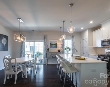 3023 Salix Bend Drive - Photo Thumbnail 6