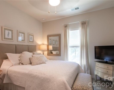 3023 Salix Bend Drive - Photo Thumbnail 13