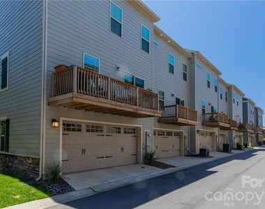 3023 Salix Bend Drive - Photo Thumbnail 2