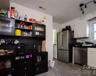 3520 Sargeant Drive - Photo Thumbnail 10