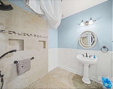 7107 Nesbit Road - Photo Thumbnail 22