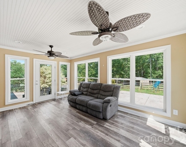 7107 Nesbit Road - Photo Thumbnail 33
