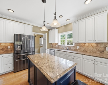 7107 Nesbit Road - Photo Thumbnail 18