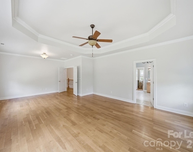 7107 Nesbit Road - Photo Thumbnail 25