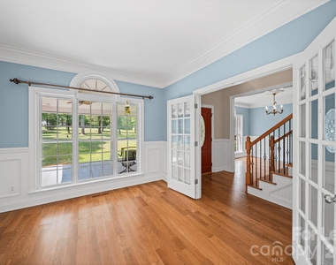 7107 Nesbit Road - Photo Thumbnail 8