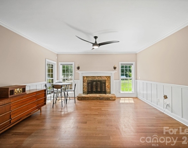 7107 Nesbit Road - Photo Thumbnail 13