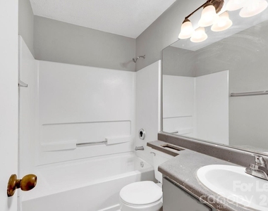 9531 University Terrace Drive - Photo Thumbnail 14