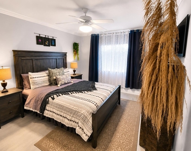2721 Ocean Club Boulevard - Photo Thumbnail 10