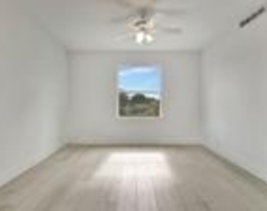 9334 Madewood Court - Photo Thumbnail 14