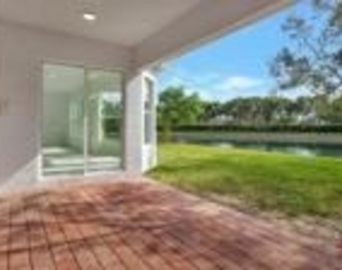 9334 Madewood Court - Photo Thumbnail 22