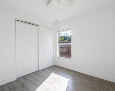 4959 Se Primrose Way - Photo Thumbnail 9