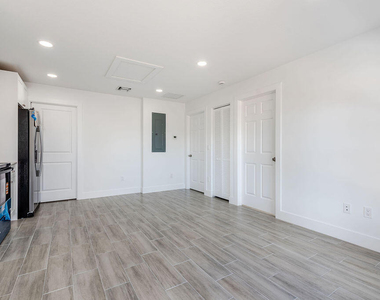 4959 Se Primrose Way - Photo Thumbnail 6