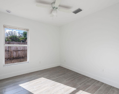 4959 Se Primrose Way - Photo Thumbnail 8