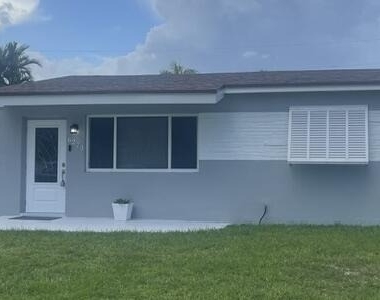 6273 Sw 25th Street - Photo Thumbnail 3