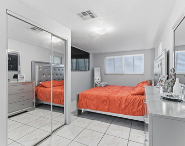 6273 Sw 25th Street - Photo Thumbnail 8