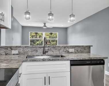 3236 Coral Ridge Drive - Photo Thumbnail 3
