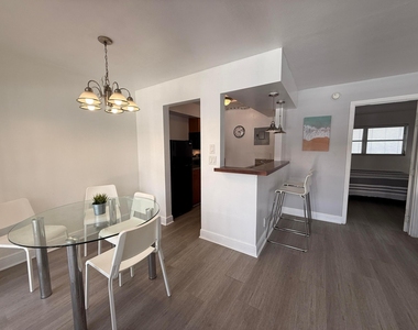 3226 Ne 12th Street - Photo Thumbnail 1