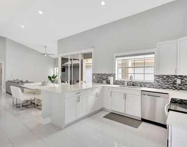 7 Wyndham Lane - Photo Thumbnail 18